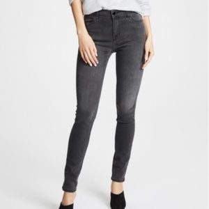 J BRAND Women's Super Skinny Denim, Graphite (Grey), Size 27